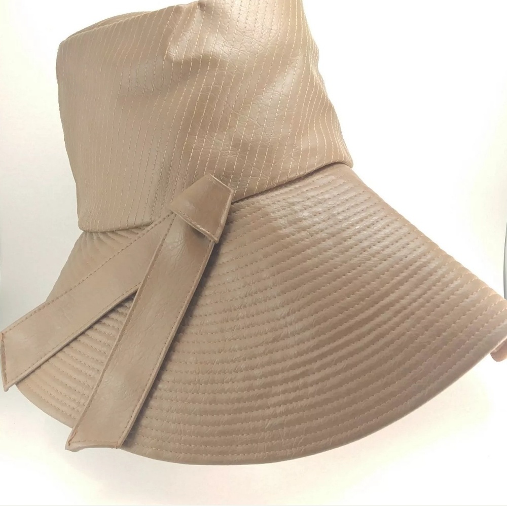 Vintage Lilly Dache´ Hat Wide Brim Leather Brown